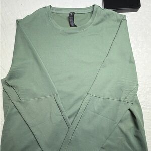 Lululemon Athletica Light Green Waffle Recovery Sweater